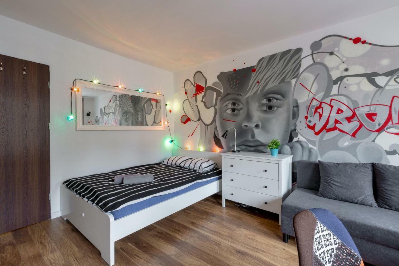 Lipstick House Rynek Apartment วรอตซวาฟ ภายนอก รูปภาพ